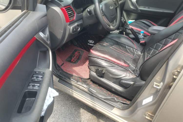 Used Chery Tiggo 3 2016 1.6L Manual ZhiShang Edition Driver Seat