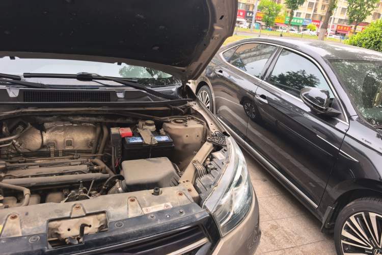 Used Chery Tiggo 3 2016 1.6L Manual ZhiShang Edition Engine Bay Left