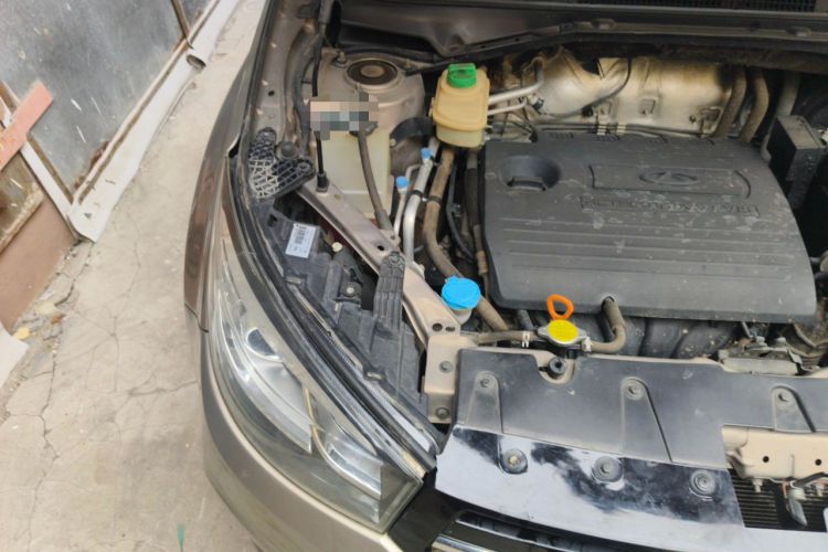 Used Chery Tiggo 3 2016 1.6L Manual ZhiShang Edition Engine Bay Right
