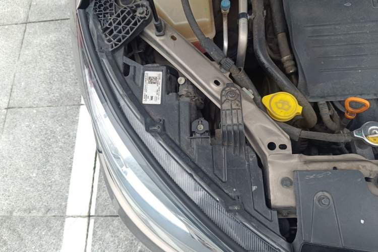 Used Chery Tiggo 3 2016 1.6L Manual Fashion Edition Engine Bay Right