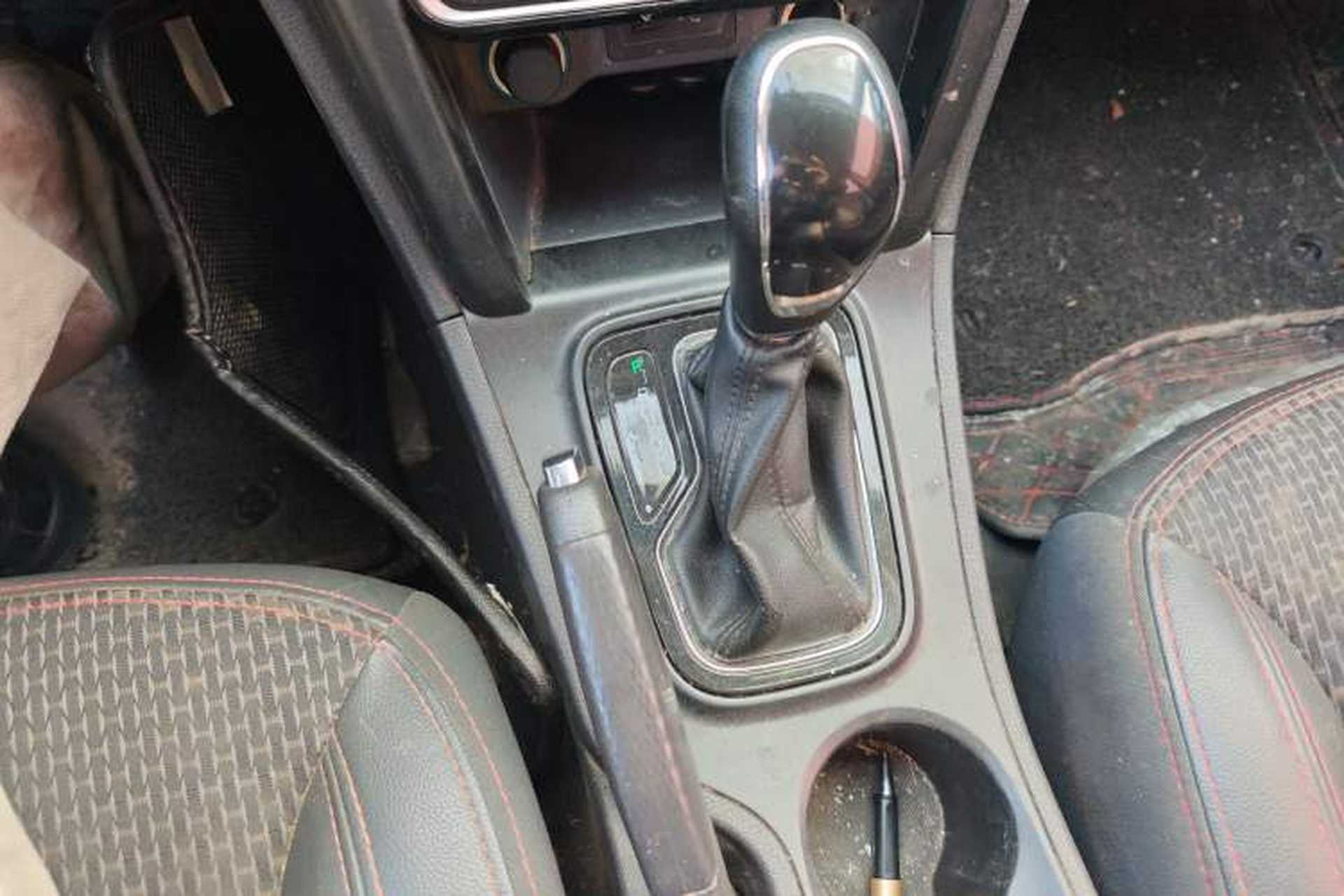 Used Chery Tiggo 3 2016 1.6L CVT ZhiShang Edition Gear Lever