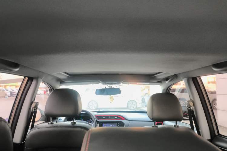 Used Chery Tiggo 3 2016 1.6L Manual ZhiShang Edition Headliner