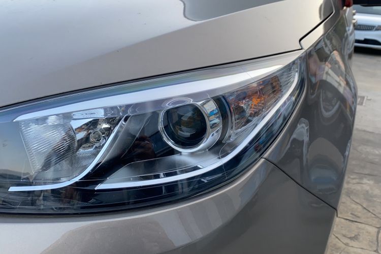 Used Chery Tiggo 3 2016 1.6L Manual Fashion Edition Left Front Headlight
