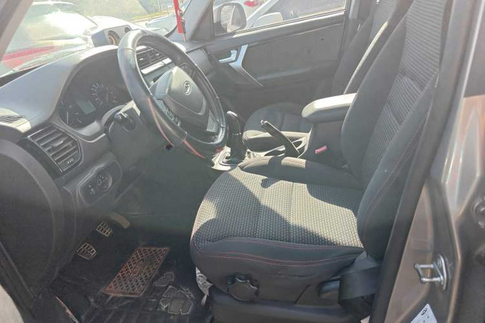 Used Chery Tiggo 3 2016 1.6L Manual Fashion Edition Left Front Seat