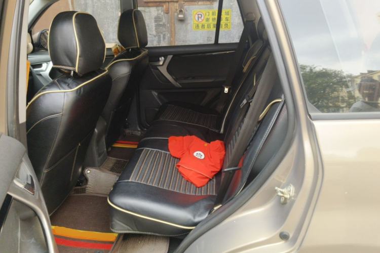 Used Chery Tiggo 3 2016 1.6L Manual ZhiShang Edition Left Rear Seat