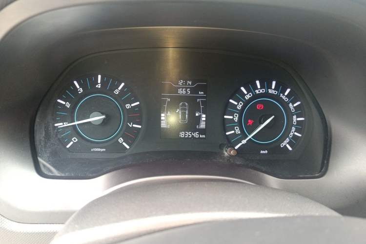 Used Chery Tiggo 3 2016 1.6L Manual Fashion Edition Odometer Close Up