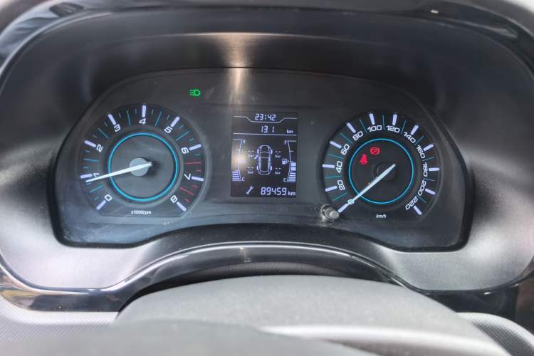 Used Chery Tiggo 3 2016 1.6L Manual ZhiShang Edition Odometer Close Up