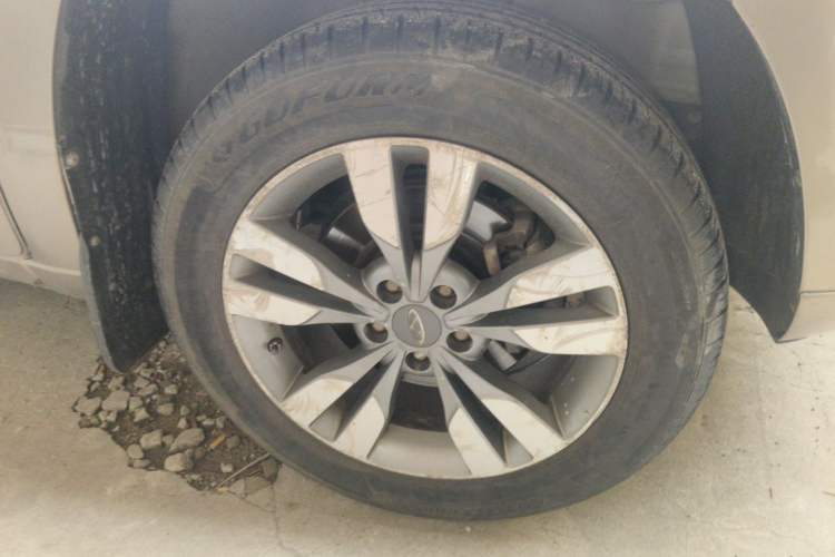 Used Chery Tiggo 3 2016 1.6L Manual ZhiShang Edition Right Front Wheel Hub