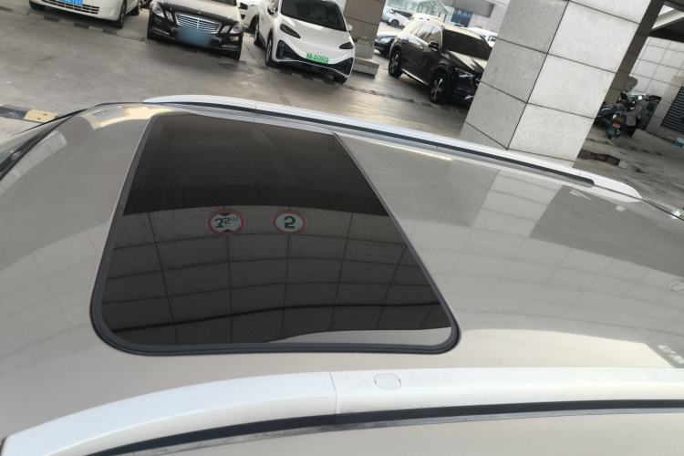 Used Chery Tiggo 3 2016 1.6L Manual ZhiShang Edition Roof