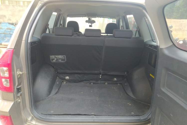 Used Chery Tiggo 3 2016 1.6L Manual Fashion Edition Trunk