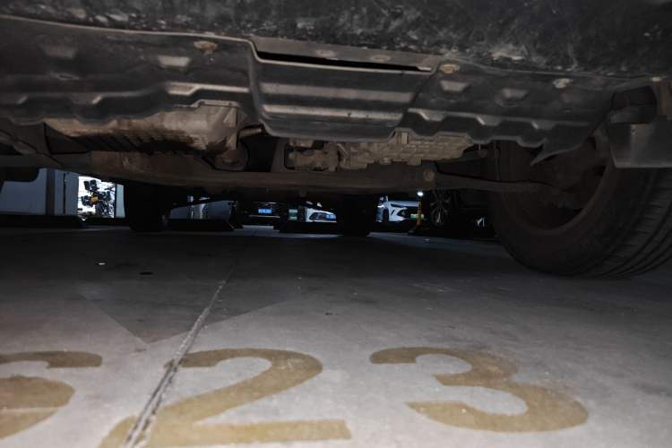 Used Chery Tiggo 3 2016 1.6L CVT ZhiShang Edition Chassis Front