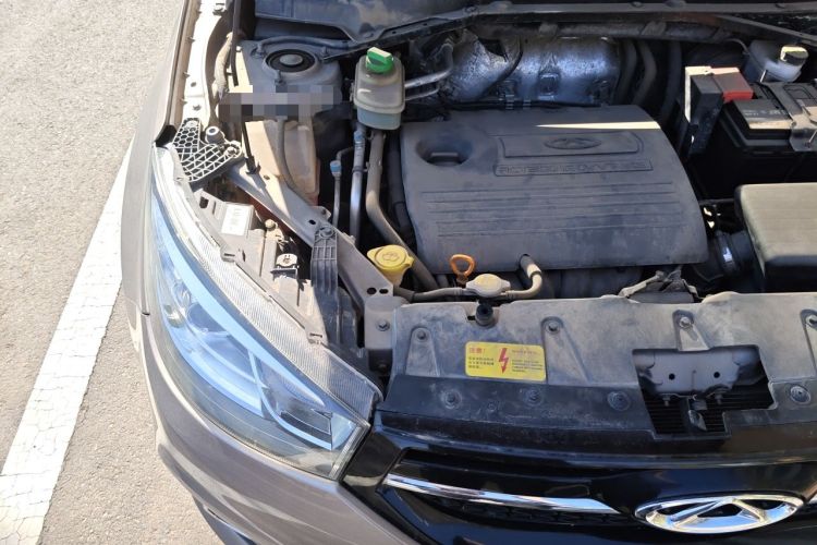 Used Chery Tiggo 3 2016 1.6L Manual ZhiShang Edition Engine Bay Right