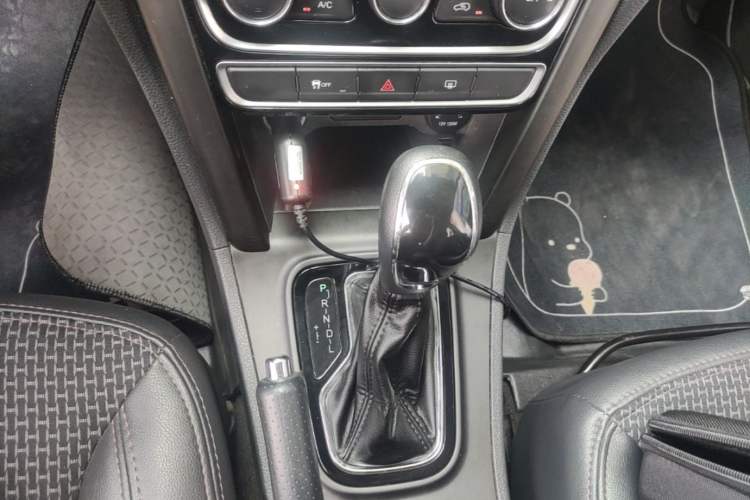 Used Chery Tiggo 3 2016 1.6L CVT ZhiShang Edition Gear Lever