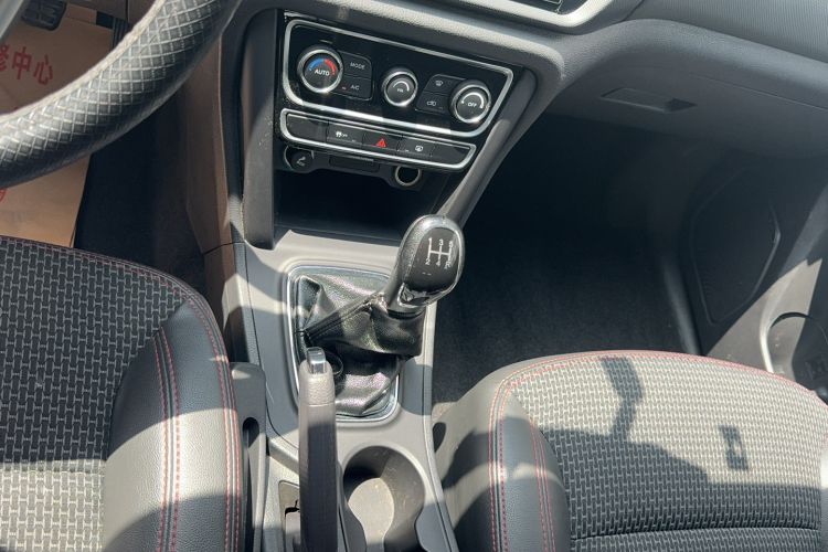 Used Chery Tiggo 3 2016 1.6L Manual ZhiShang Edition Gear Lever