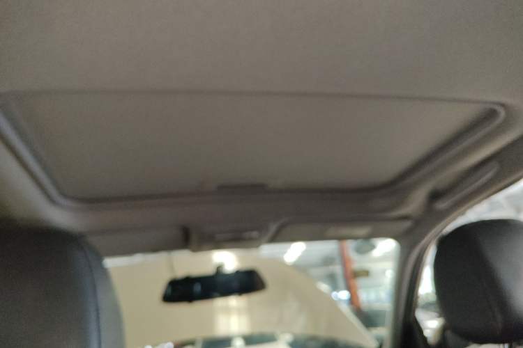 Used Chery Tiggo 3 2016 1.6L Manual ZhiShang Edition Headliner