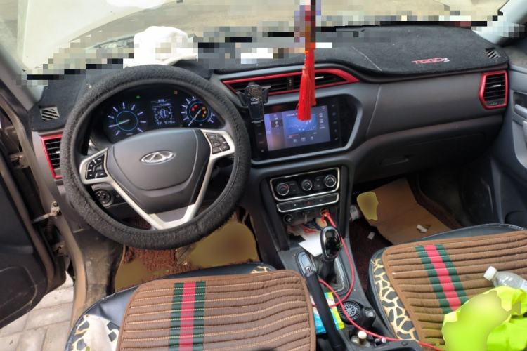 Used Chery Tiggo 3 2016 1.6L CVT ZhiShang Edition Interior 2