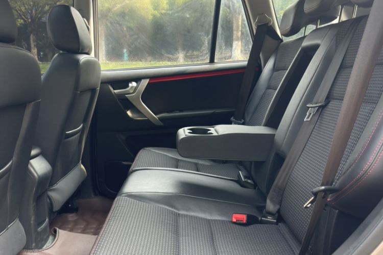 Used Chery Tiggo 3 2016 1.6L Manual ZhiShang Edition Interior 6
