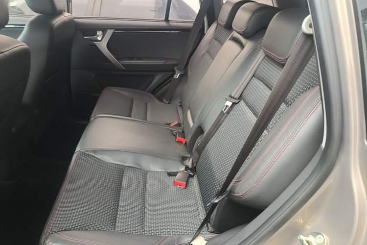 Used Chery Tiggo 3 2016 1.6L Manual ZhiShang Edition Left Rear Seat