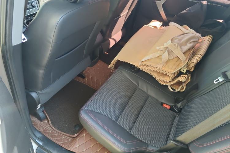 Used Chery Tiggo 3 2016 1.6L Manual ZhiShang Edition Left Rear Seat