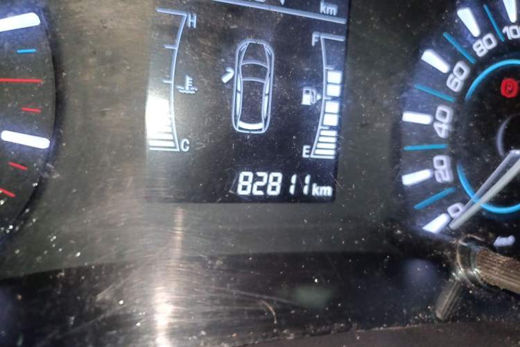 Used Chery Tiggo 3 2016 1.6L Manual Fashion Edition Odometer Close Up