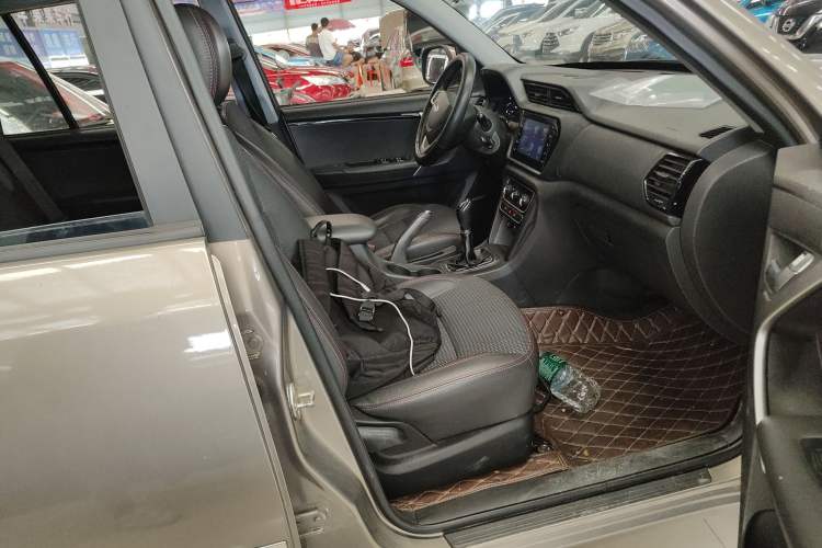 Used Chery Tiggo 3 2016 1.6L Manual ZhiShang Edition Right Front Seat