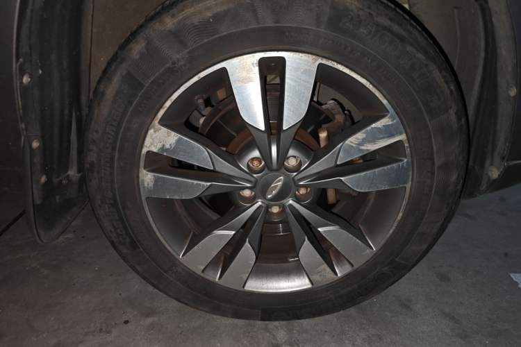 Used Chery Tiggo 3 2016 1.6L CVT ZhiShang Edition Right Front Wheel Hub