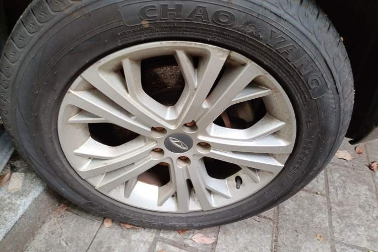Used Chery Tiggo 3 2016 1.6L Manual Fashion Edition Right Front Wheel Hub