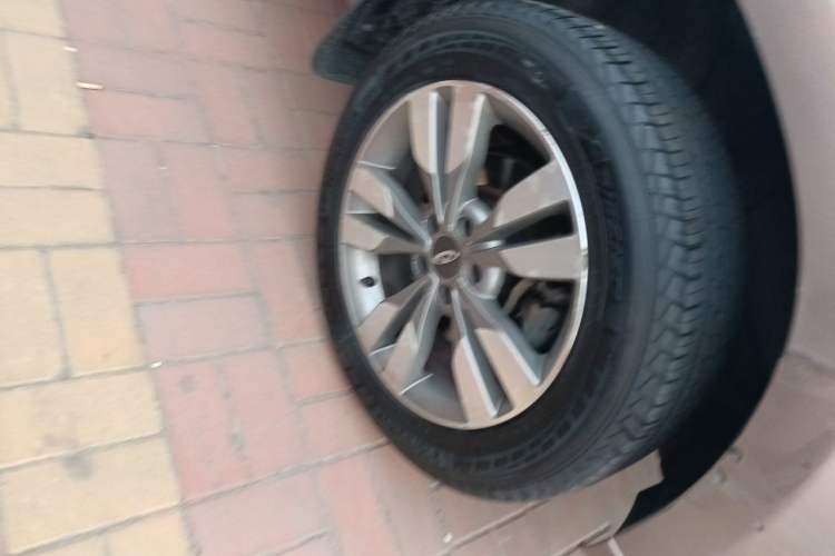 Used Chery Tiggo 3 2016 1.6L CVT ZhiShang Edition Right Front Wheel Hub
