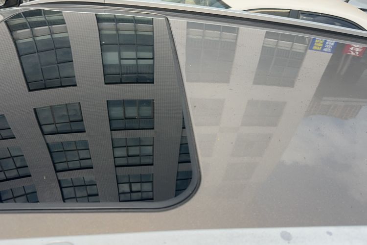 Used Chery Tiggo 3 2016 1.6L Manual ZhiShang Edition Roof