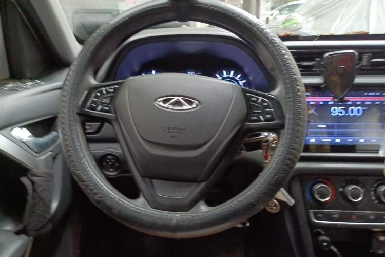 Used Chery Tiggo 3 2016 1.6L Manual Fashion Edition Steering Wheel