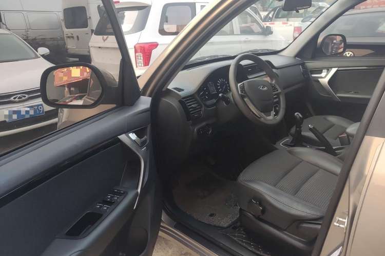 Used Chery Tiggo 3 2016 1.6L Manual ZhiShang Edition Driver Seat