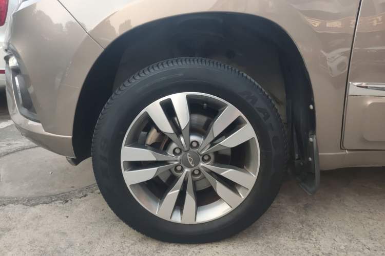 Used Chery Tiggo 3 2016 1.6L Manual ZhiShang Edition Left Front Wheel Hub