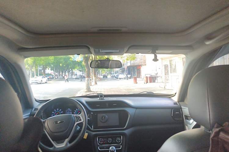 Used Chery Tiggo 3 2016 1.6L Manual ZhiShang Edition Headliner
