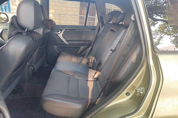 Used Chery Tiggo 3 2016 1.6L Manual ZhiShang Edition Left Rear Seat