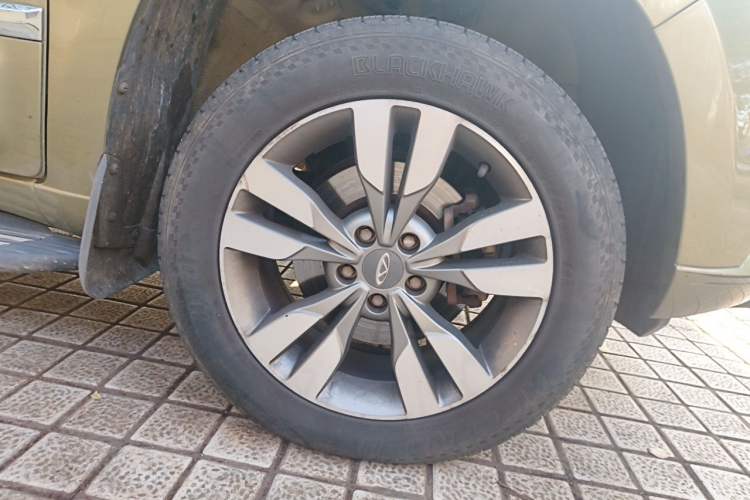 Used Chery Tiggo 3 2016 1.6L Manual ZhiShang Edition Right Front Wheel Hub