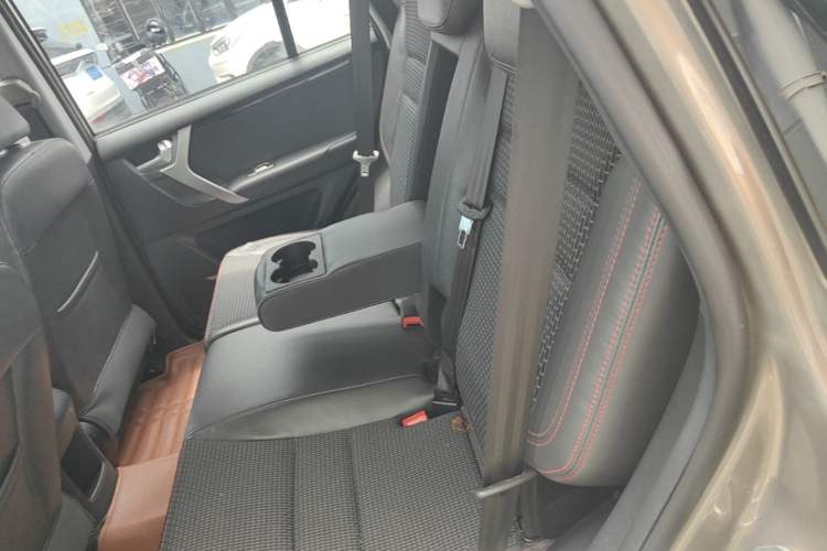 Used Chery Tiggo 3 2016 1.6L CVT ZhiShang Edition Left Rear Seat