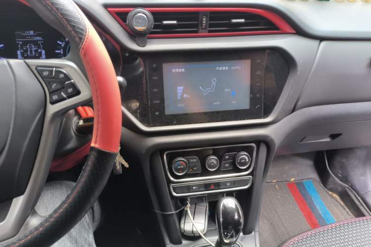 Used Chery Tiggo 3 2016 1.6L CVT ZhiShang Edition Audio And AC Panel