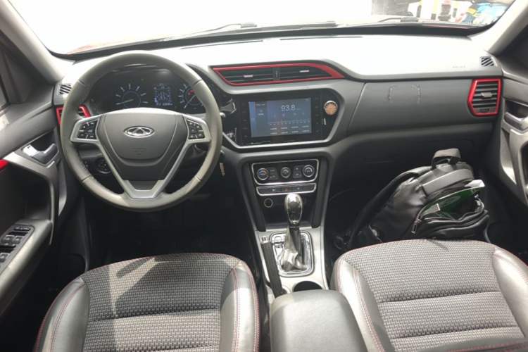 Used Chery Tiggo 3 2016 1.6L CVT ZhiShang Edition Center Console