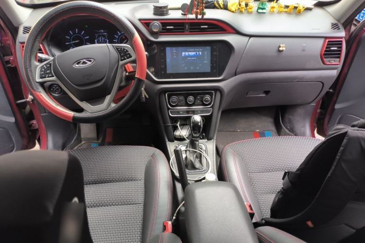 Used Chery Tiggo 3 2016 1.6L CVT ZhiShang Edition Center Console
