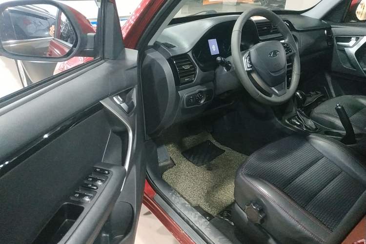 Used Chery Tiggo 3 2016 1.6L CVT ZhiShang Edition Driver Seat