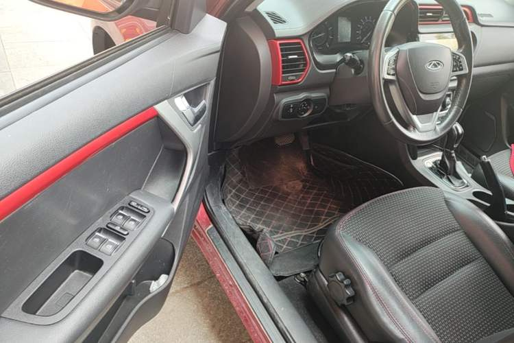 Used Chery Tiggo 3 2016 1.6L CVT ZhiShang Edition Driver Seat