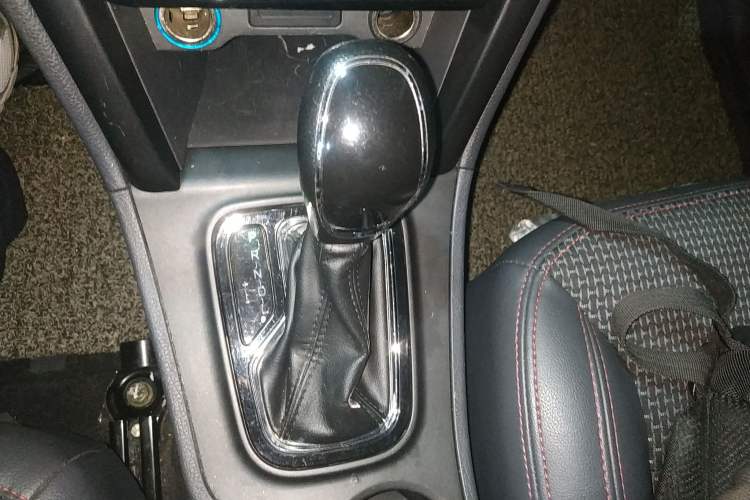 Used Chery Tiggo 3 2016 1.6L CVT ZhiShang Edition Gear Lever