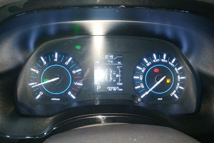 Used Chery Tiggo 3 2016 1.6L CVT ZhiShang Edition Instrument Cluster