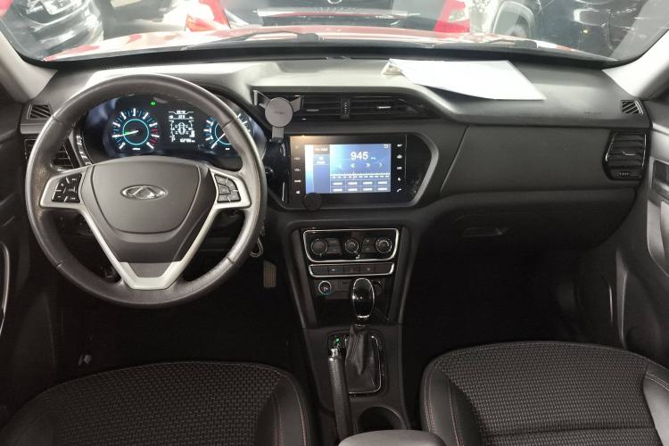 Used Chery Tiggo 3 2016 1.6L CVT ZhiShang Edition Interior 2