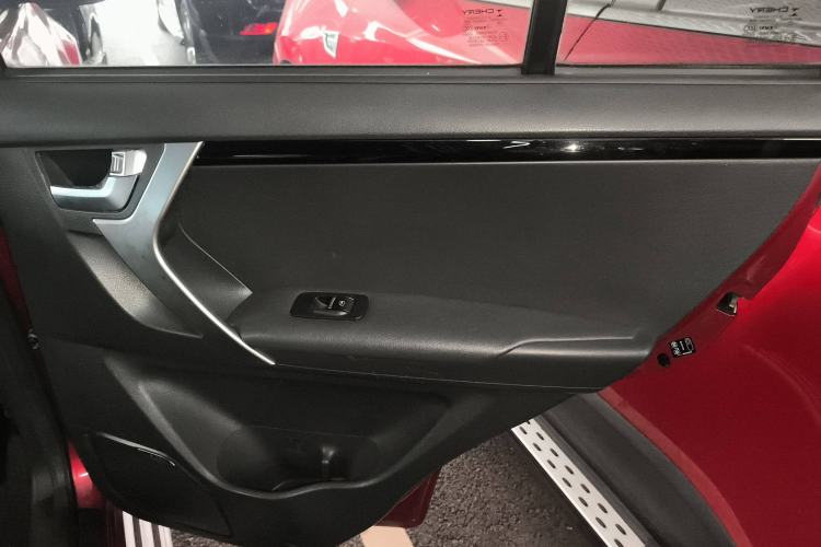 Used Chery Tiggo 3 2016 1.6L CVT ZhiShang Edition Interior 6