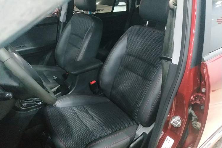Used Chery Tiggo 3 2016 1.6L CVT ZhiShang Edition Left Front Seat
