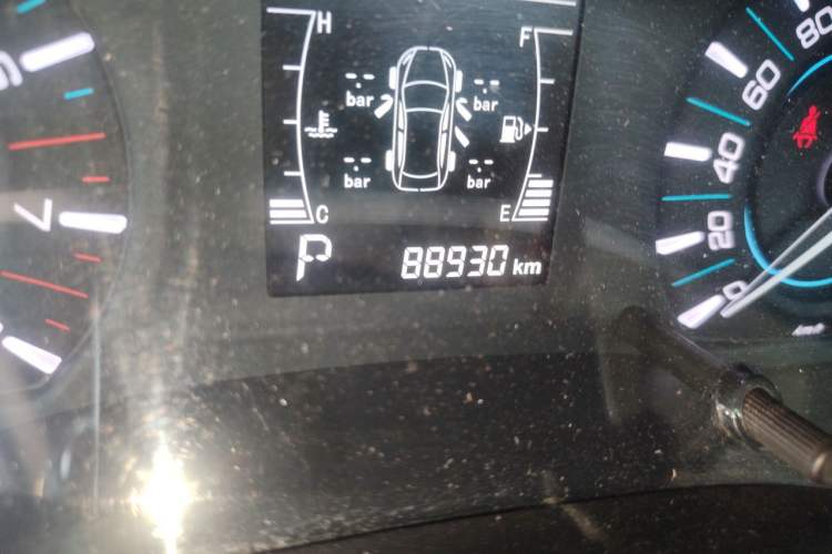 Used Chery Tiggo 3 2016 1.6L CVT ZhiShang Edition Odometer Close Up