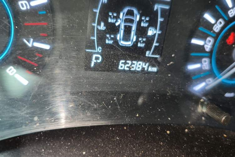 Used Chery Tiggo 3 2016 1.6L CVT ZhiShang Edition Odometer Close Up