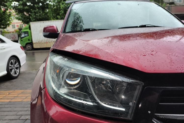 Used Chery Tiggo 3 2016 1.6L CVT ZhiShang Edition Right Front Headlight