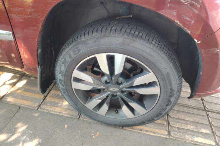Used Chery Tiggo 3 2016 1.6L CVT ZhiShang Edition Right Front Wheel Hub